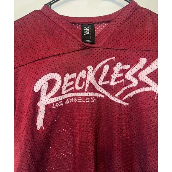 Zumiez Young & Reckless LA Red Basketball Jersey Style V-Neck T-Shirt Size S - Picture 14 of 16